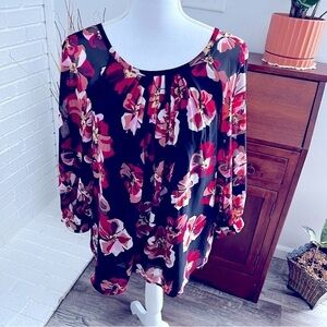 Madewell Blouse. Keyhole back neckline with self tie NWOT Size XXS. Colorful